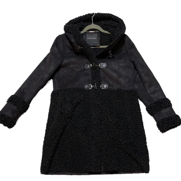 Ivanka Trump Jackets & Blazers - Ivanka Trump Long Coat